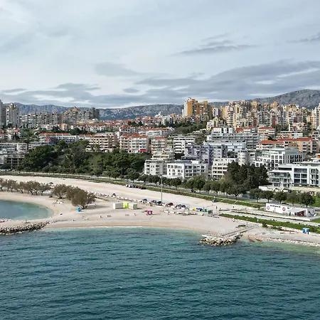 Apartamento Golden Smile Split