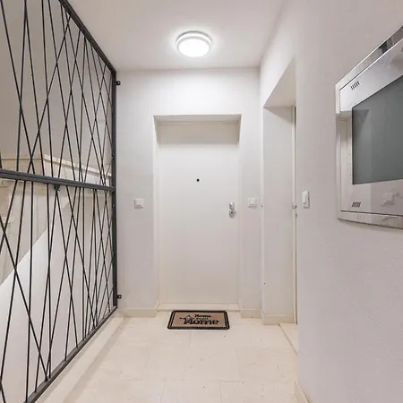 Golden Smile アパート