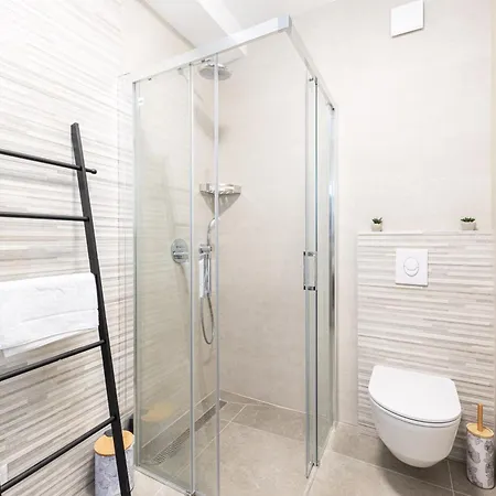 Golden Smile Apartman *