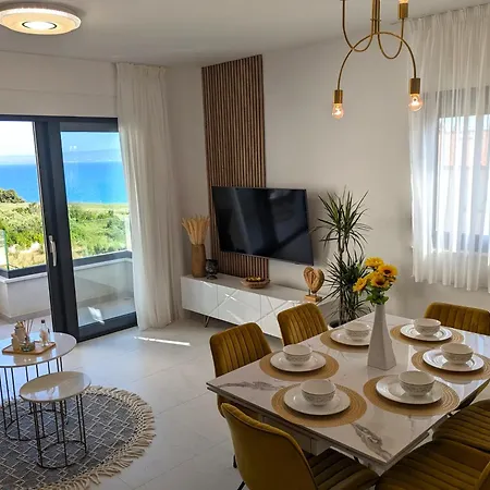 Golden Smile Apartman *