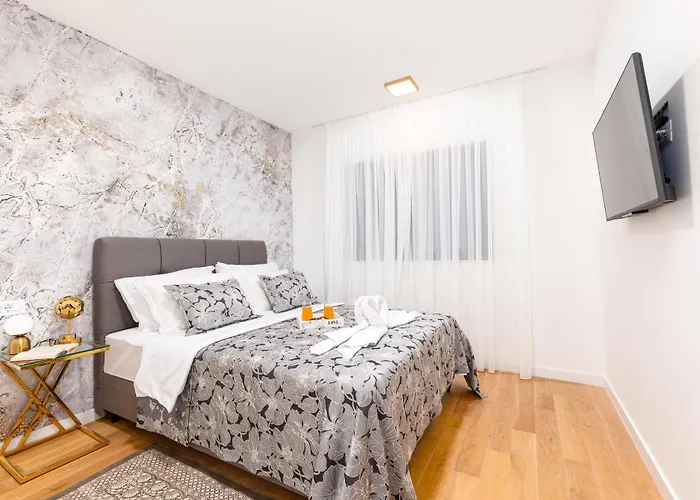 Apartman Golden Smile *